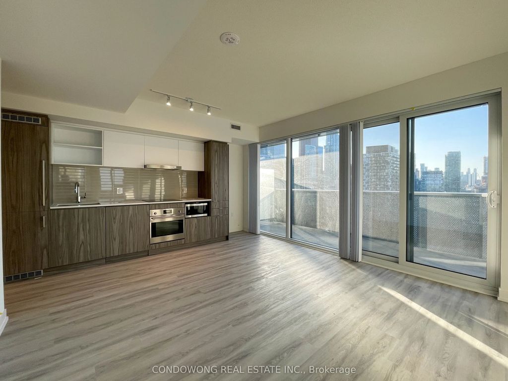 55 Cooper Street 2105, Toronto C08