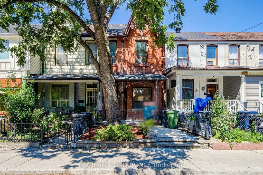 64 Wales Avenue, Toronto C01