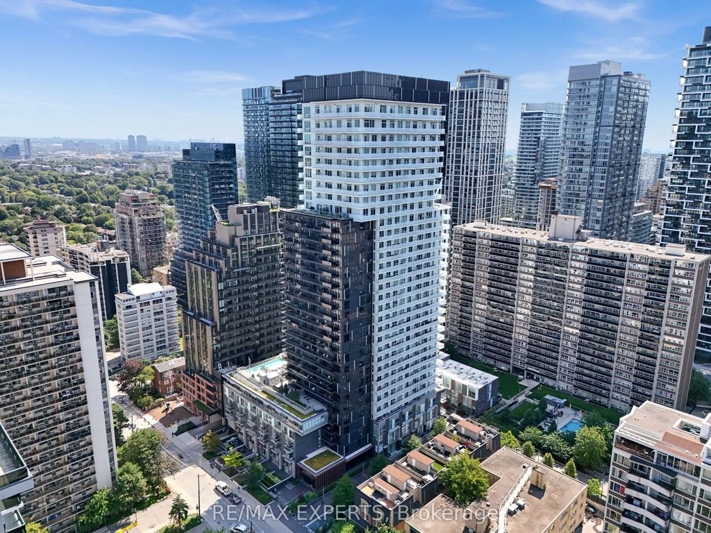 101 Erskine Avenue 2103, Toronto C10