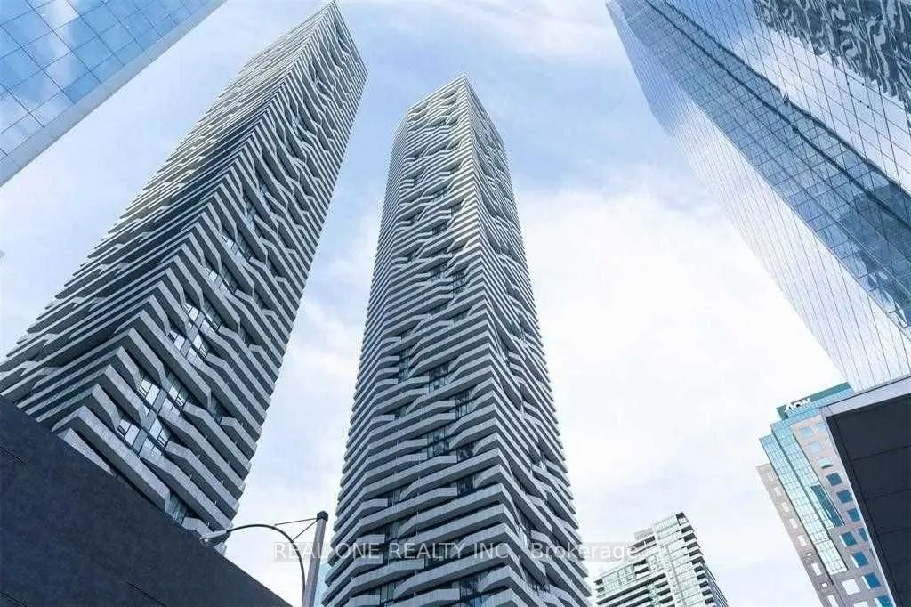 88 Harbour Street 7007, Toronto C01