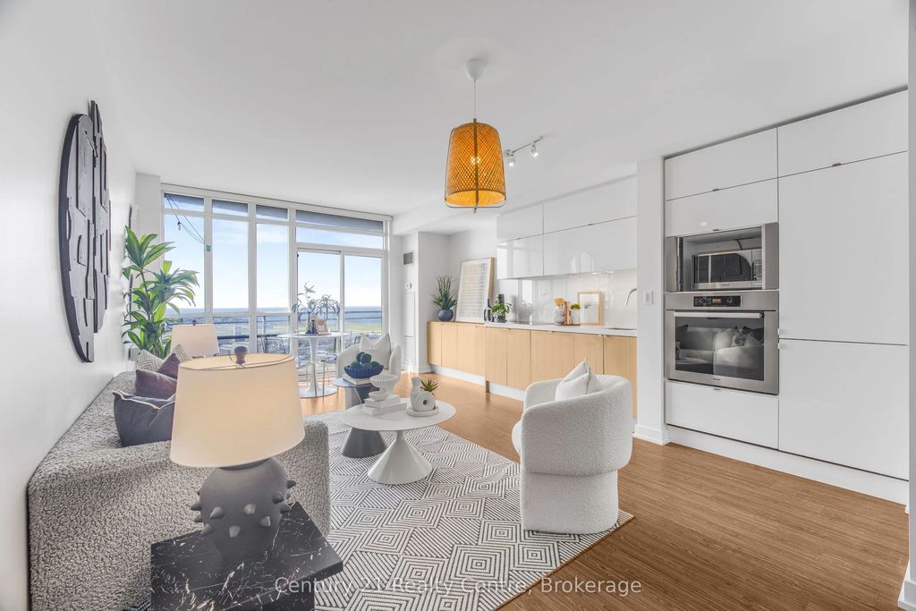 21 Iceboat Terrace 3307, Toronto C01