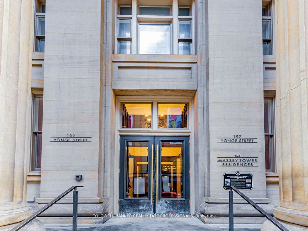 197 Yonge Street S 2810, Toronto C08