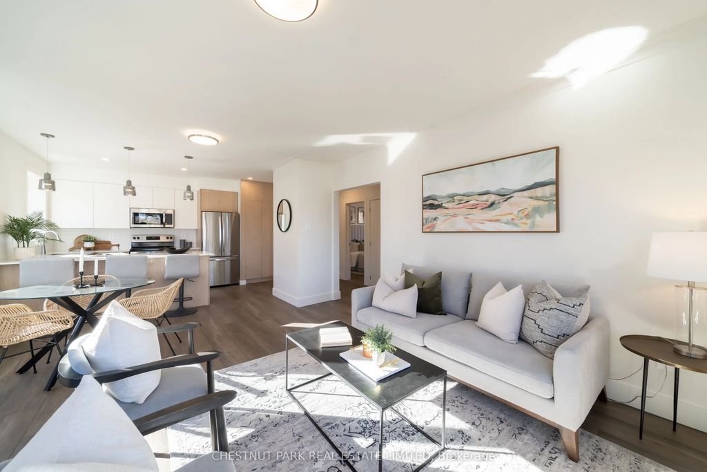 1492 Avenue Road 2, Toronto C04