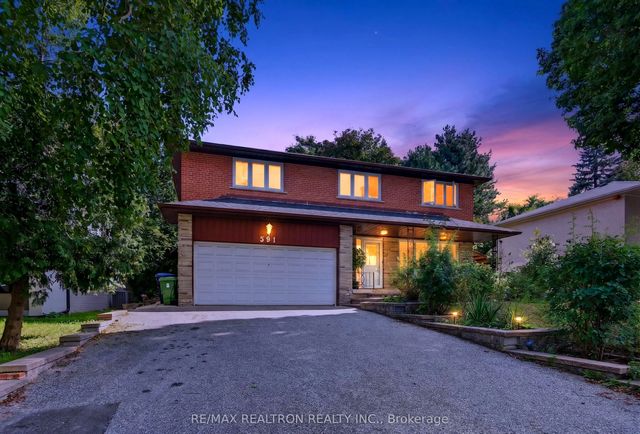 591 Cummer Avenue, Toronto C15