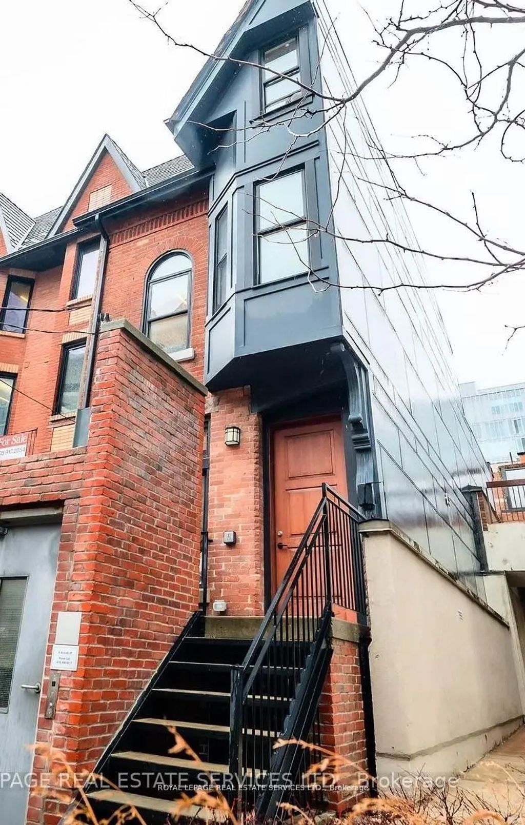 54 1/2 St Patrick Street, Toronto C01