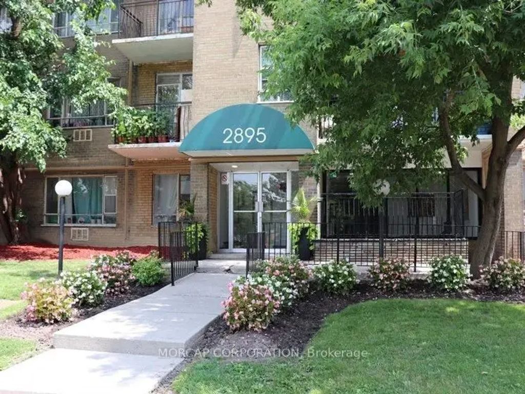 2895 Bathurst Street 109, Toronto C04