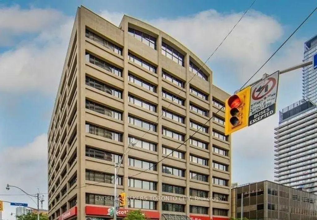 555 Yonge Street W 903, Toronto C08
