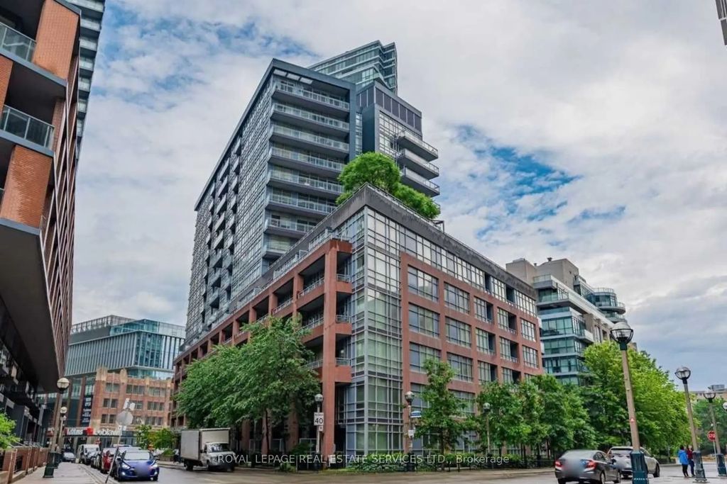 15 Bruyeres Mews 402, Toronto C01