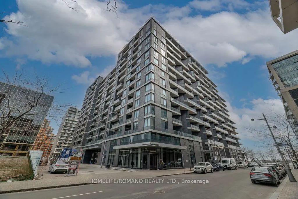 1 Edgewater Drive 823, Toronto C08