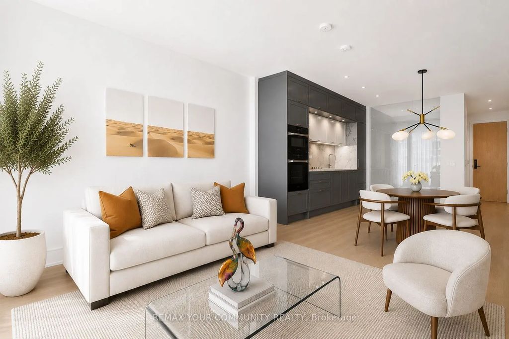 155 Merchants Wharf N/a 824, Toronto C08
