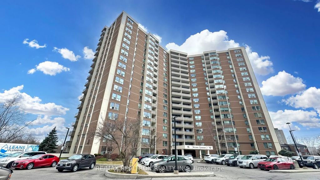 15 Vicora Linkway N/a 903, Toronto C11