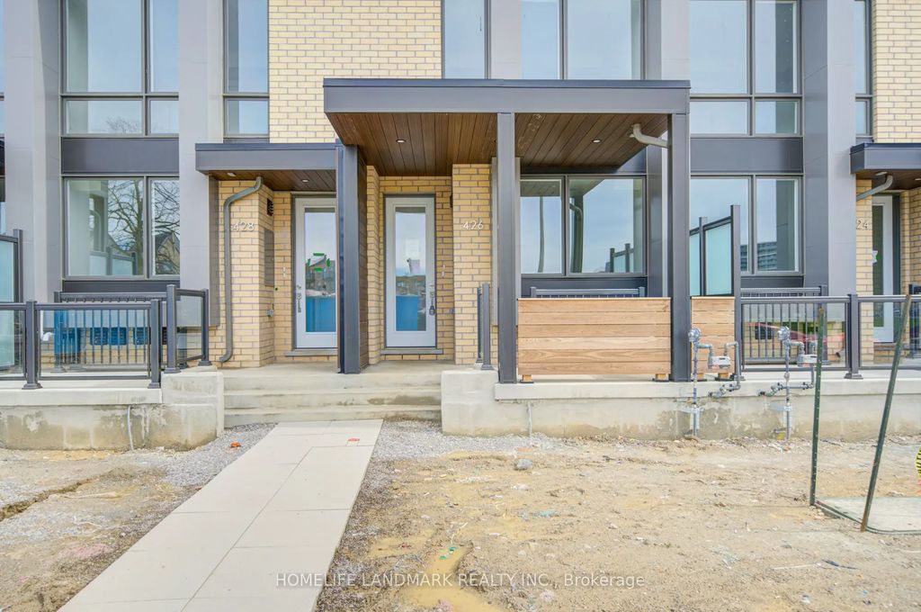 426 New Lawrence Heights Way Boulevard, Toronto C04