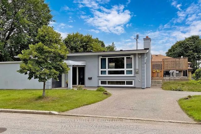 142 Combe Avenue Lower, Toronto C06