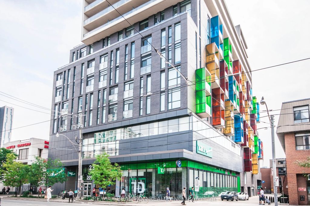 297 College Street 1211, Toronto C01