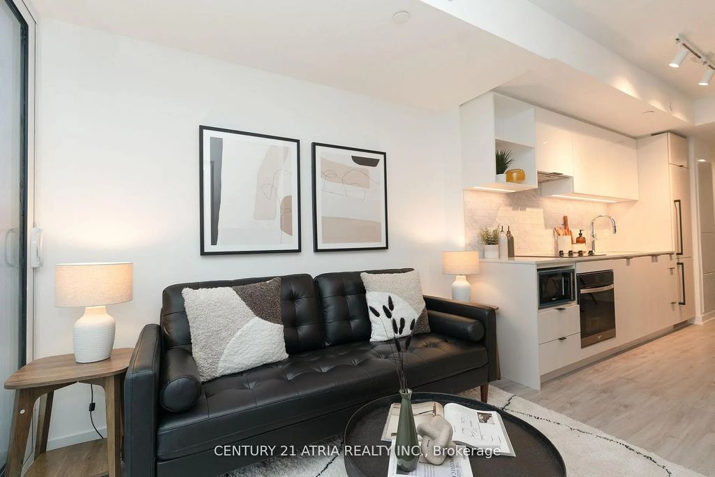 252 Church Street 2303, Toronto C08