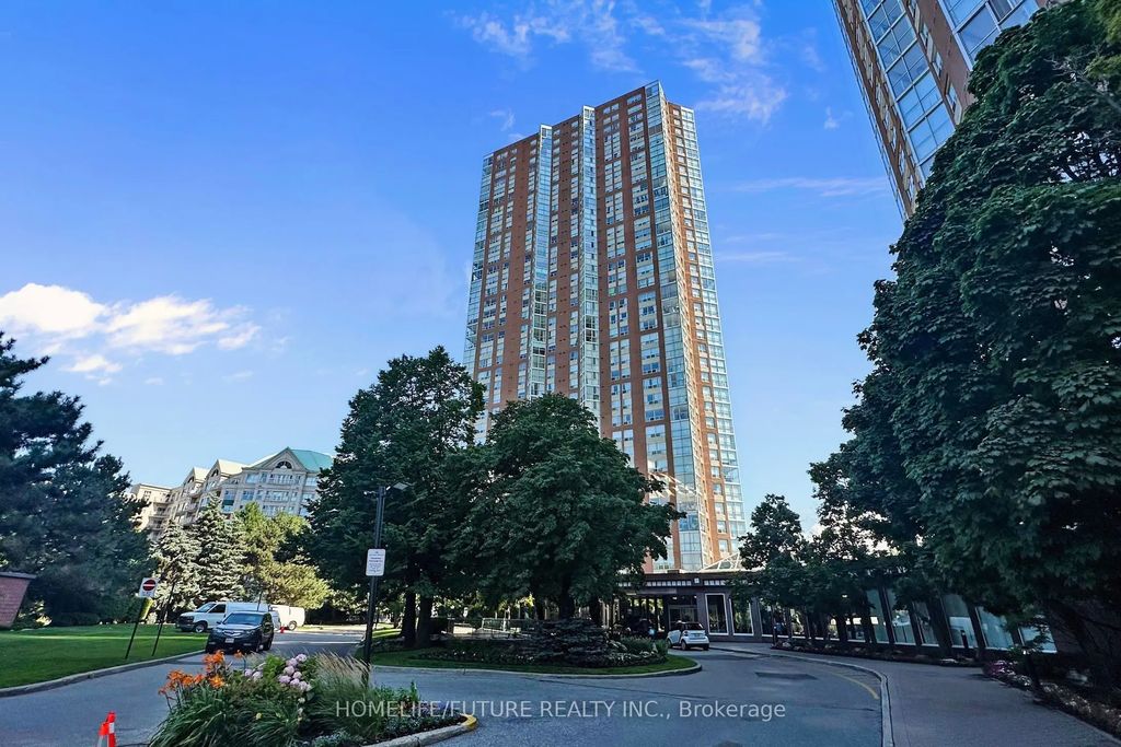 7 Concorde Place 909, Toronto C13