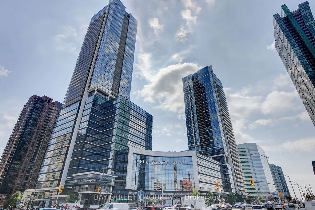 2 Anndale Drive 811, Toronto C14
