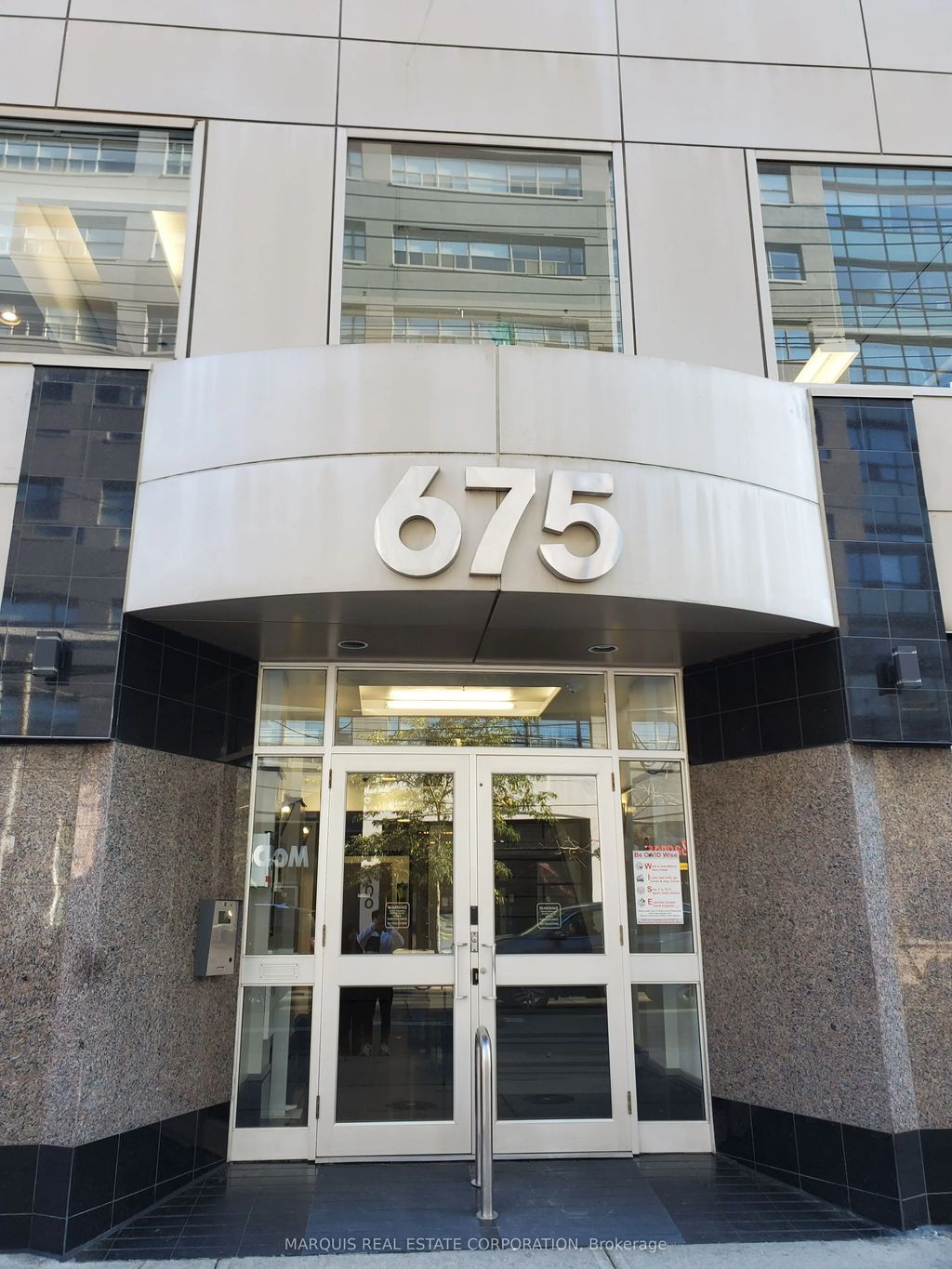 675 King Street W 302, Toronto C01