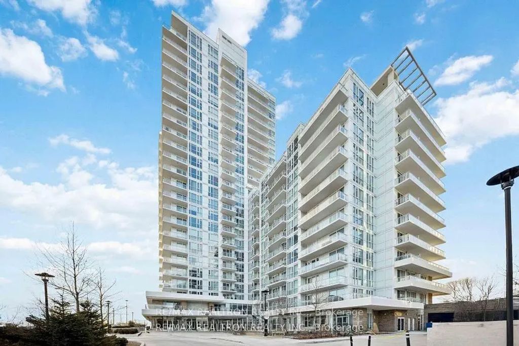 10 Deerlick Court 1214, Toronto C13