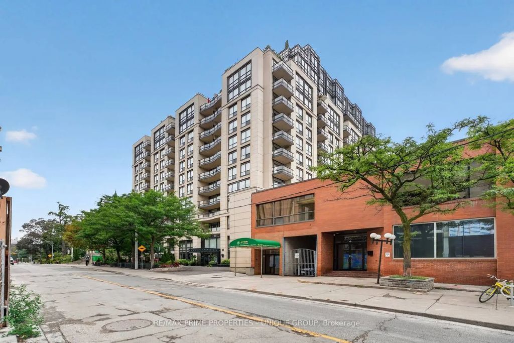 10 Delisle Avenue 317, Toronto C02