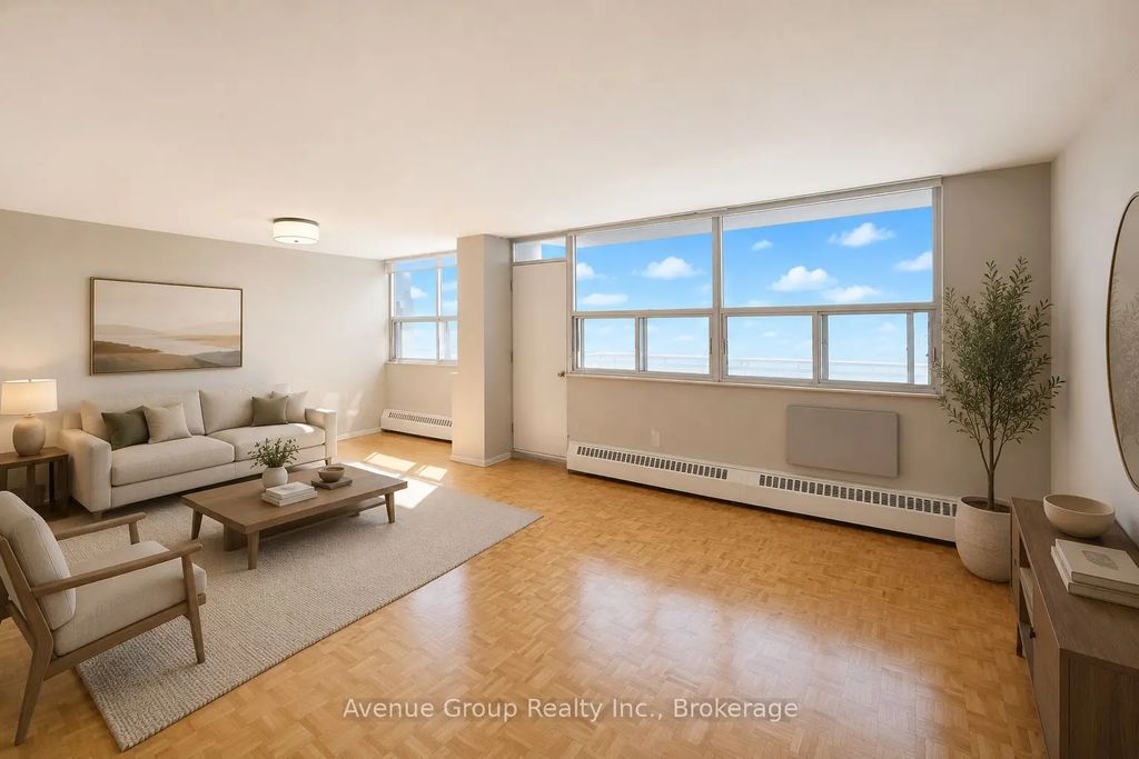 120 Shelborne Avenue 704, Toronto C04