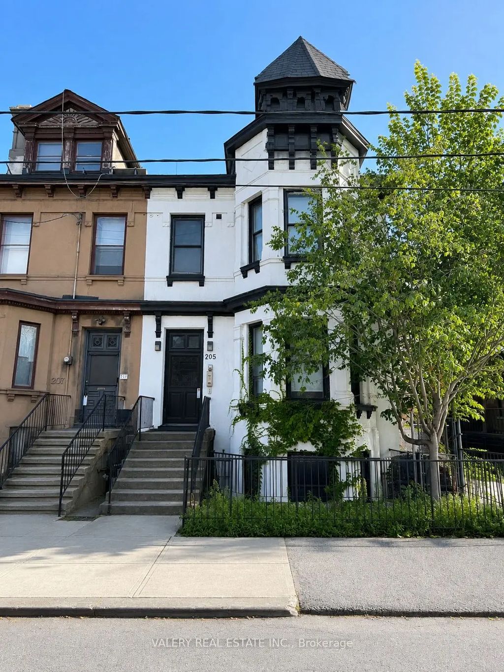 205 Gerrard Street E 8, Toronto C08