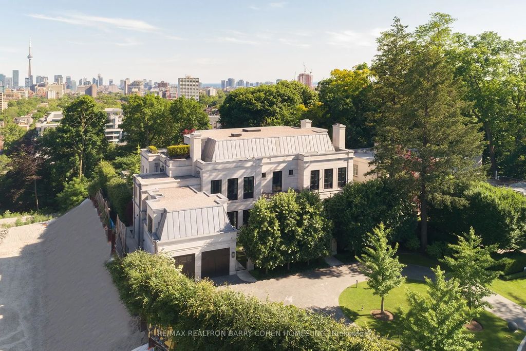 17 Ardwold Gate, Toronto C02