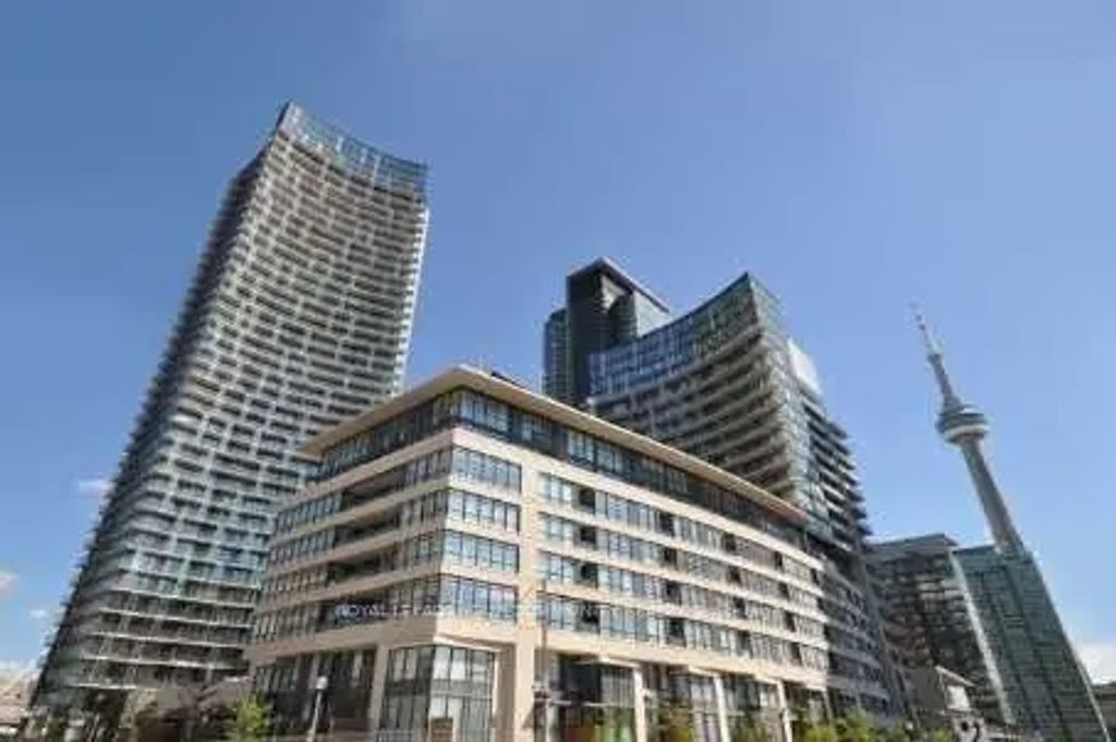 8 Telegram Mews 706, Toronto C01