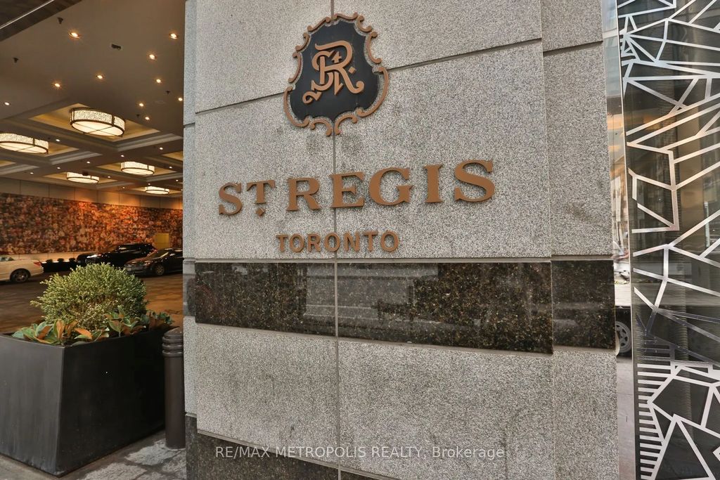 311 Bay Street 4201, Toronto C01