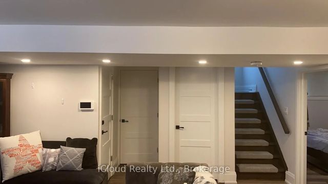154 Delhi Avenue Bsmt, Toronto C07