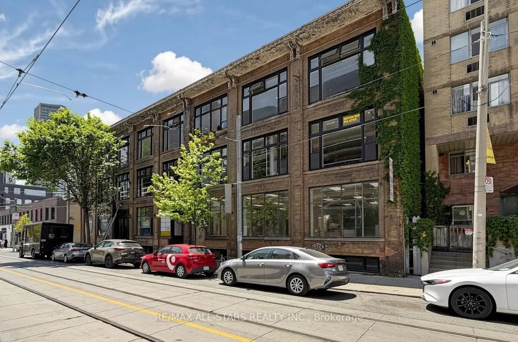 14 Mccaul Street 102, Toronto C01