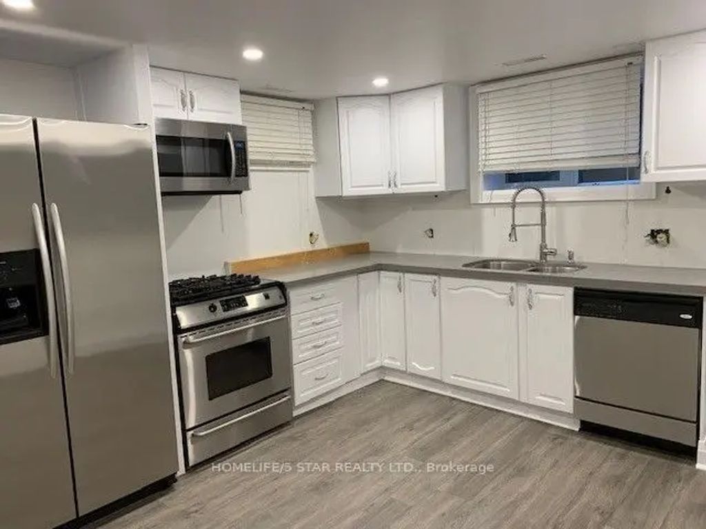 66 Northdale Road Backyard Bsmt Apt, Toronto C12