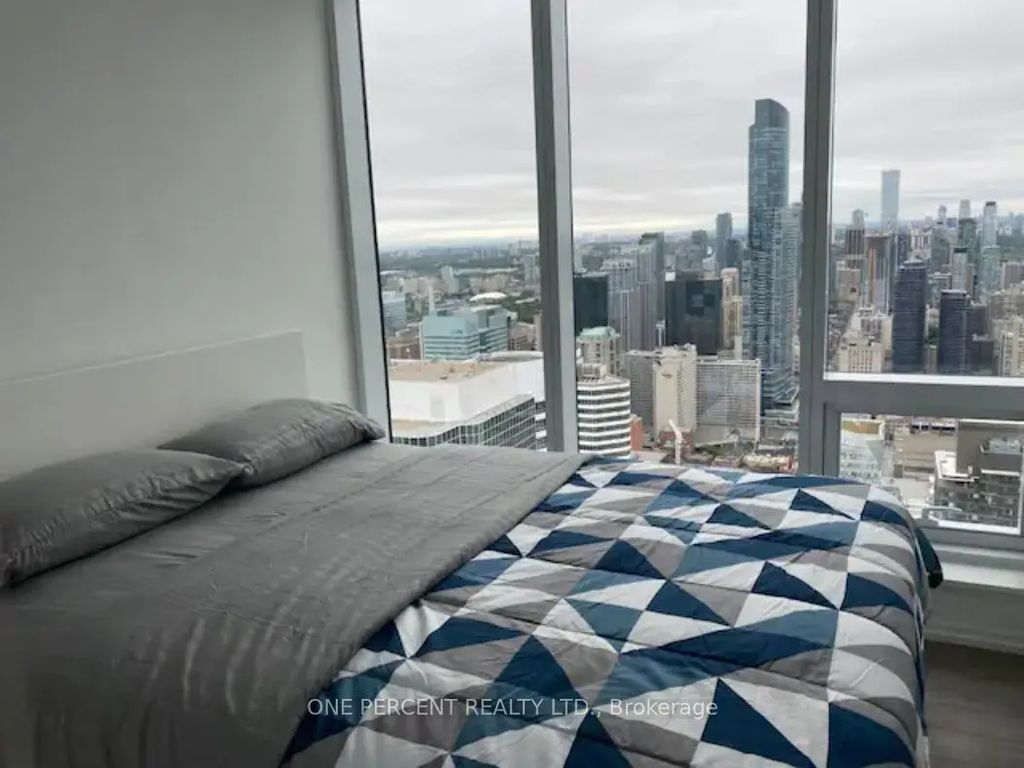 197 Yonge Street 5502, Toronto C08