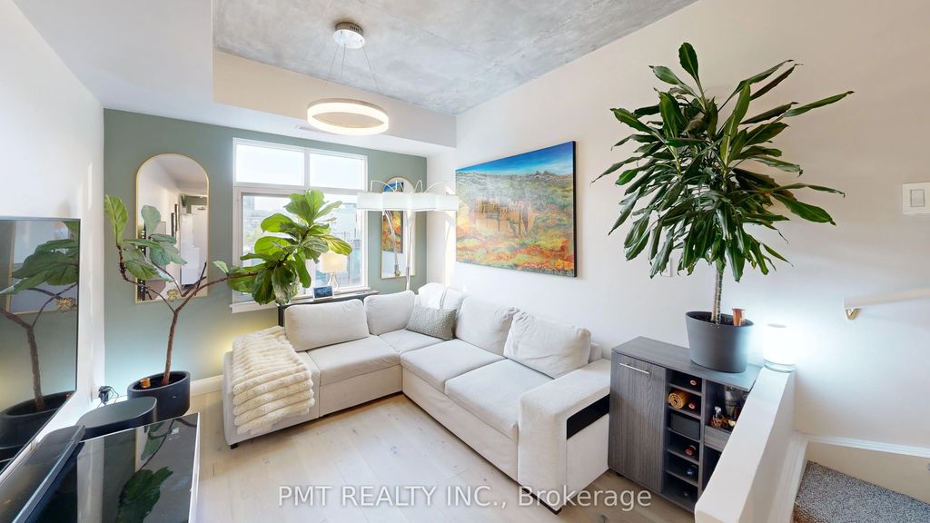 550 Front Street W Ph17, Toronto C01