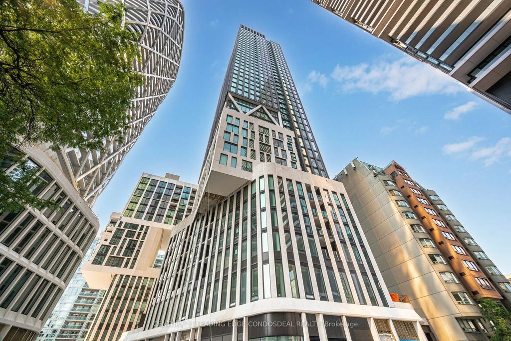 238 Simcoe Street 802, Toronto C01