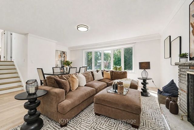 42 Brucedale Crescent, Toronto C15