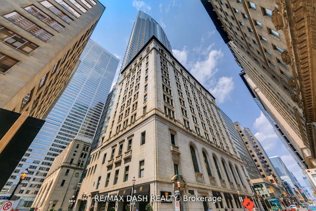 1 King Street W 2411, Toronto C01