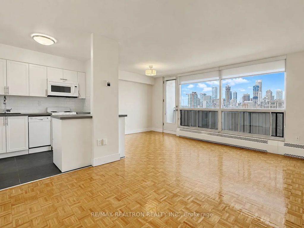 666 Spadina Avenue 1410, Toronto C01