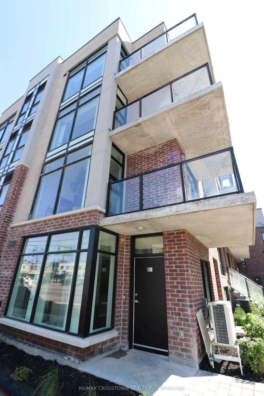 57-861 Sheppard Avenue W 2nd, Toronto C06