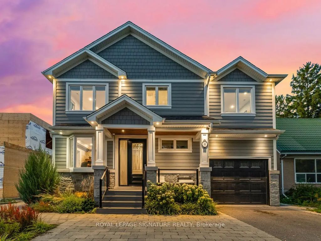 30 Broadleaf Road, Toronto C13