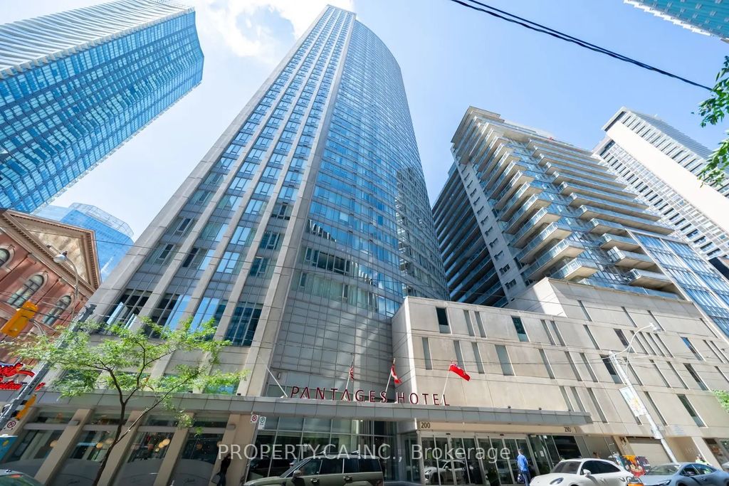210 Victoria Street 912, Toronto C08