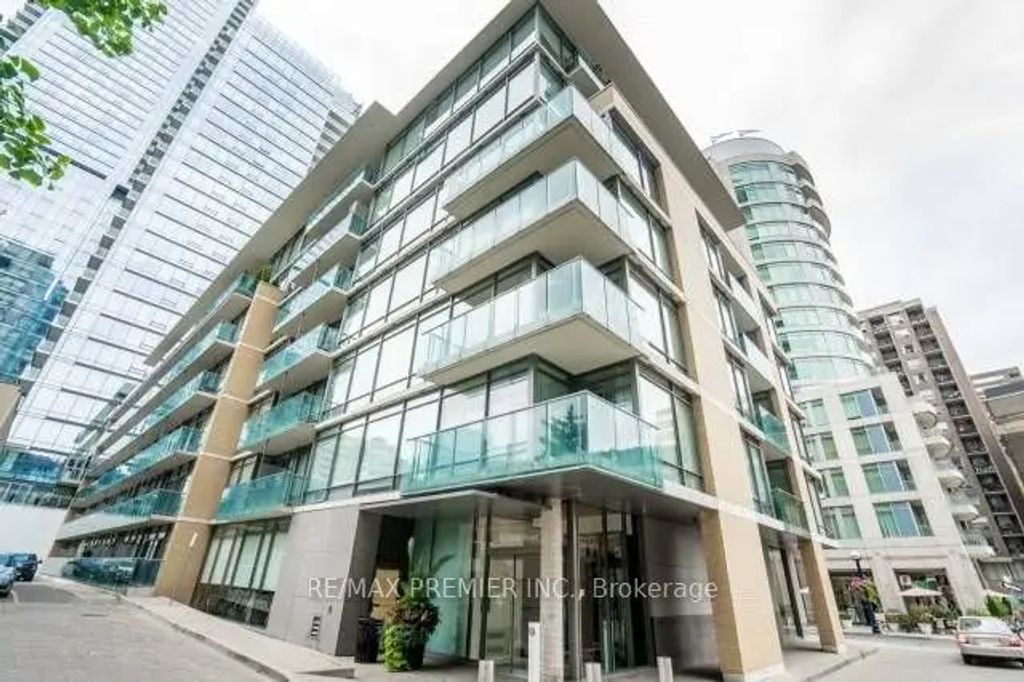 21 Scollard Street 205, Toronto C02