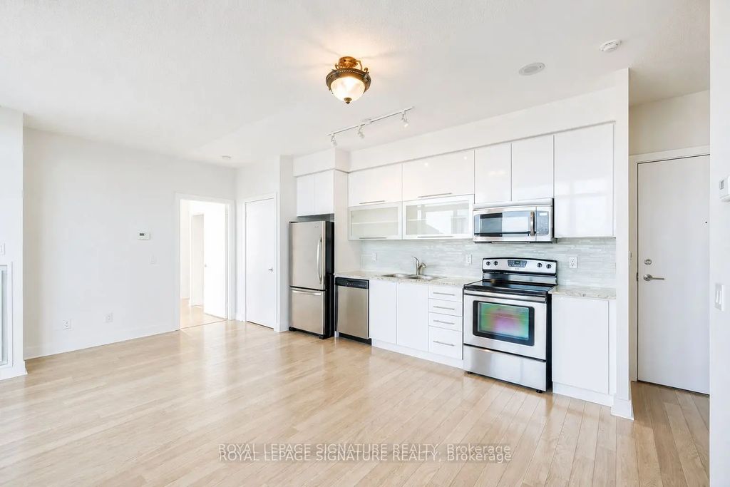 90 Stadium Road 903, Toronto C01
