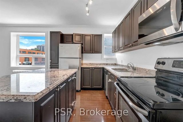 2 Craighurst Avenue 1, Toronto C04