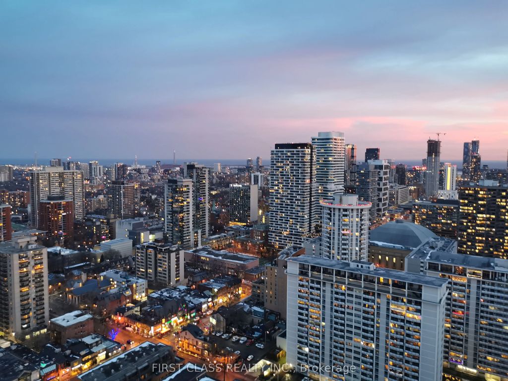28 Wellesley Street E 3504 (den), Toronto C08