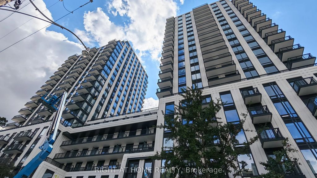 91 Montclair Avenue 203, Toronto C03