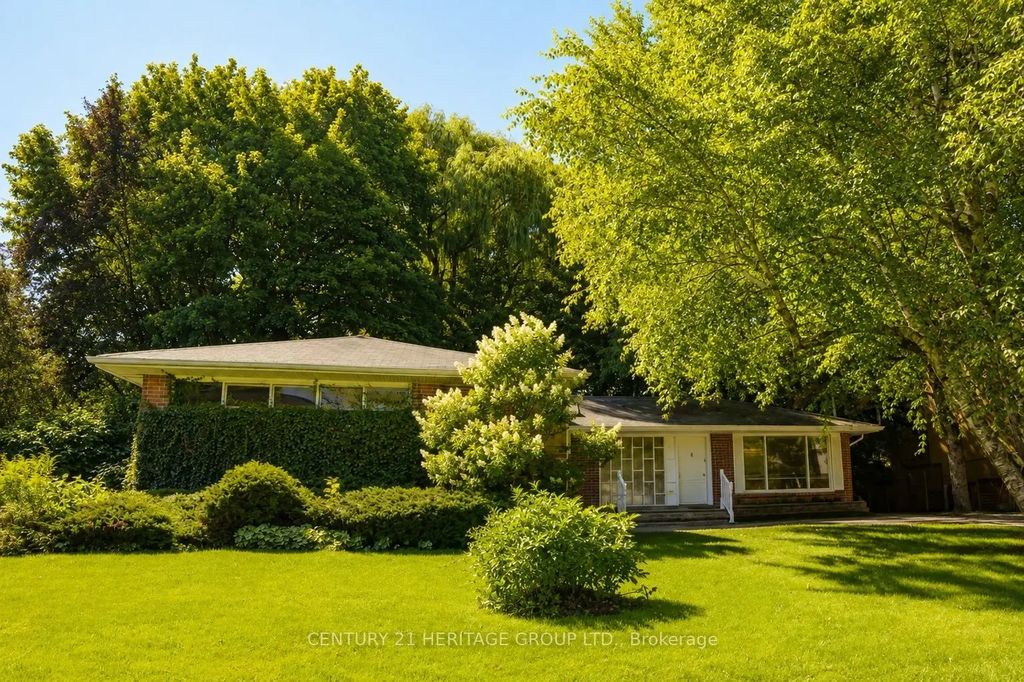 17 Hi Mount Drive Main, Toronto C15