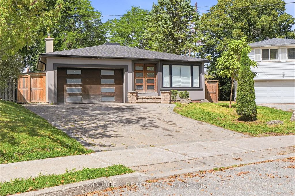 290 Newton Drive, Toronto C14