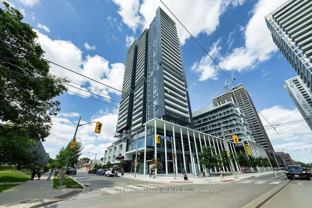 225 Sumach Street 812w, Toronto C08