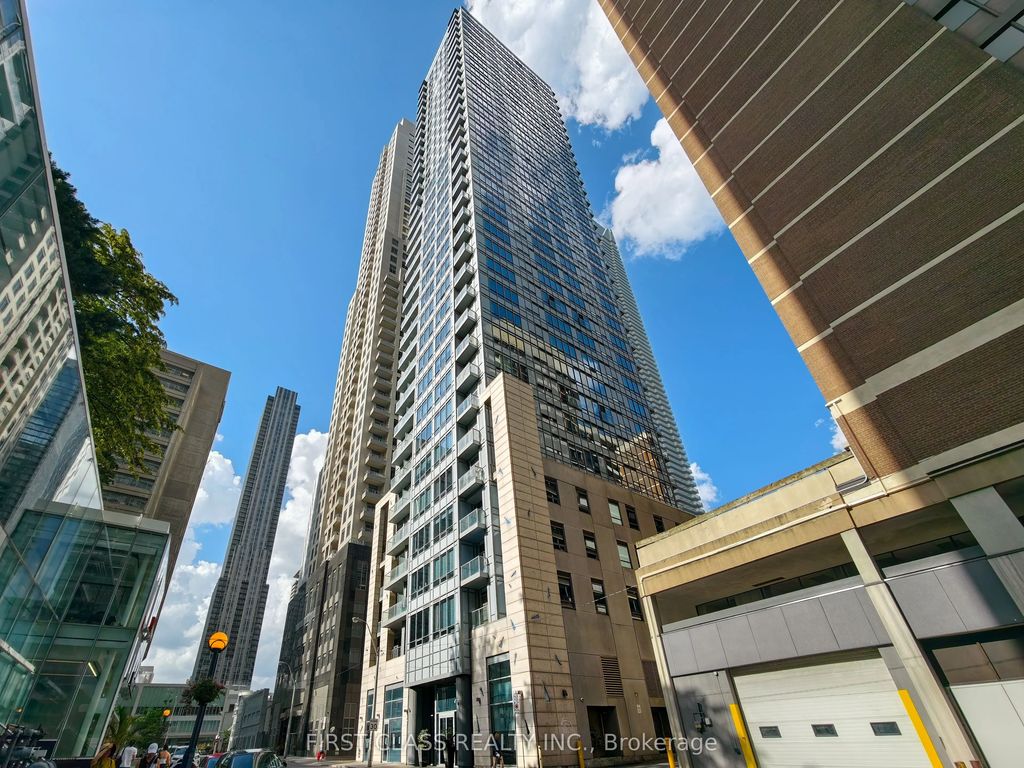 21 Balmuto Street 2501, Toronto C01